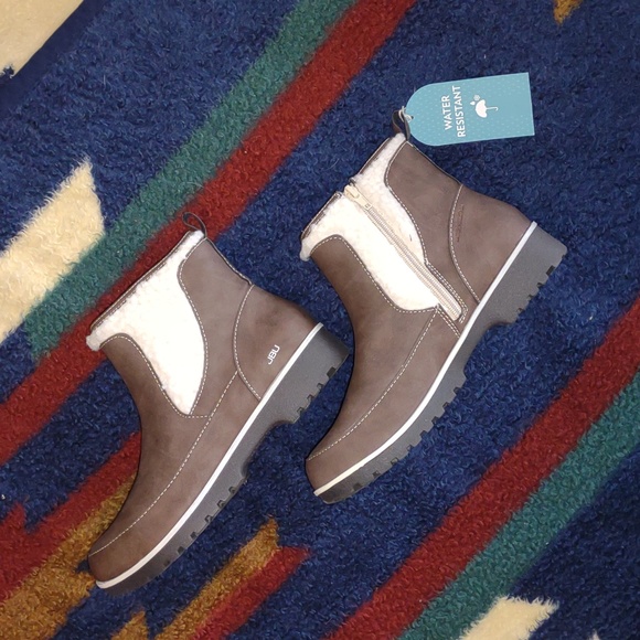 👣JBU by JAMBU Monroe Water Resistant Boots - Picture 10 of 16